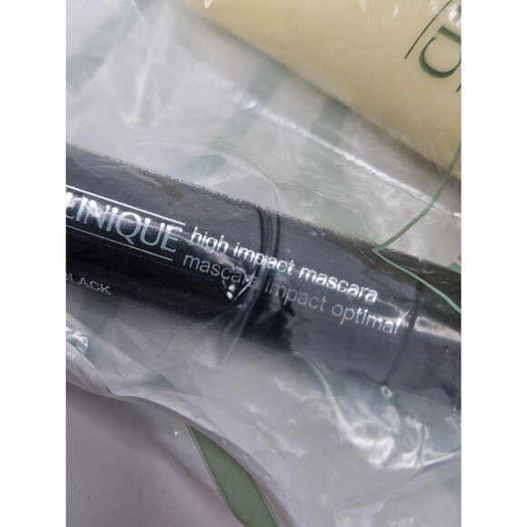 Clinique 5pcs Gift Set Lotion Foaming Soap Makeup Remover Mascara & Lipstick 01 - Picture 4 of 8